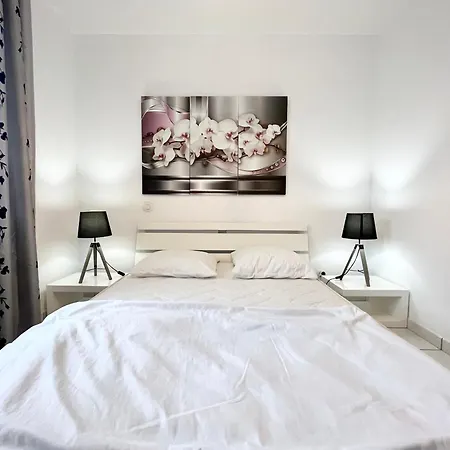 Sanbias - Maison Avec Piscine 7km De L'ocean Willa