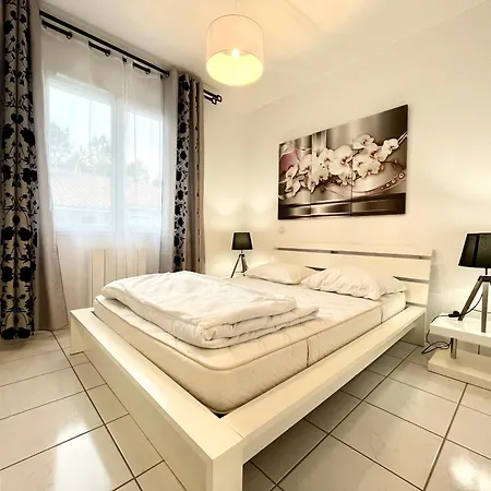 Villa Sanbias - Maison Avec Piscine 7km De L'ocean